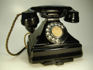 british-vintage-phone