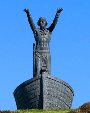 Manannan mac Lir statute in his boat